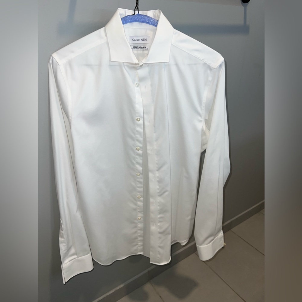 White Calvin Klein Dress Shirt (3)
